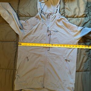 Outdoor Research Men’s Ferrosi Light Gray Hooded Jacket